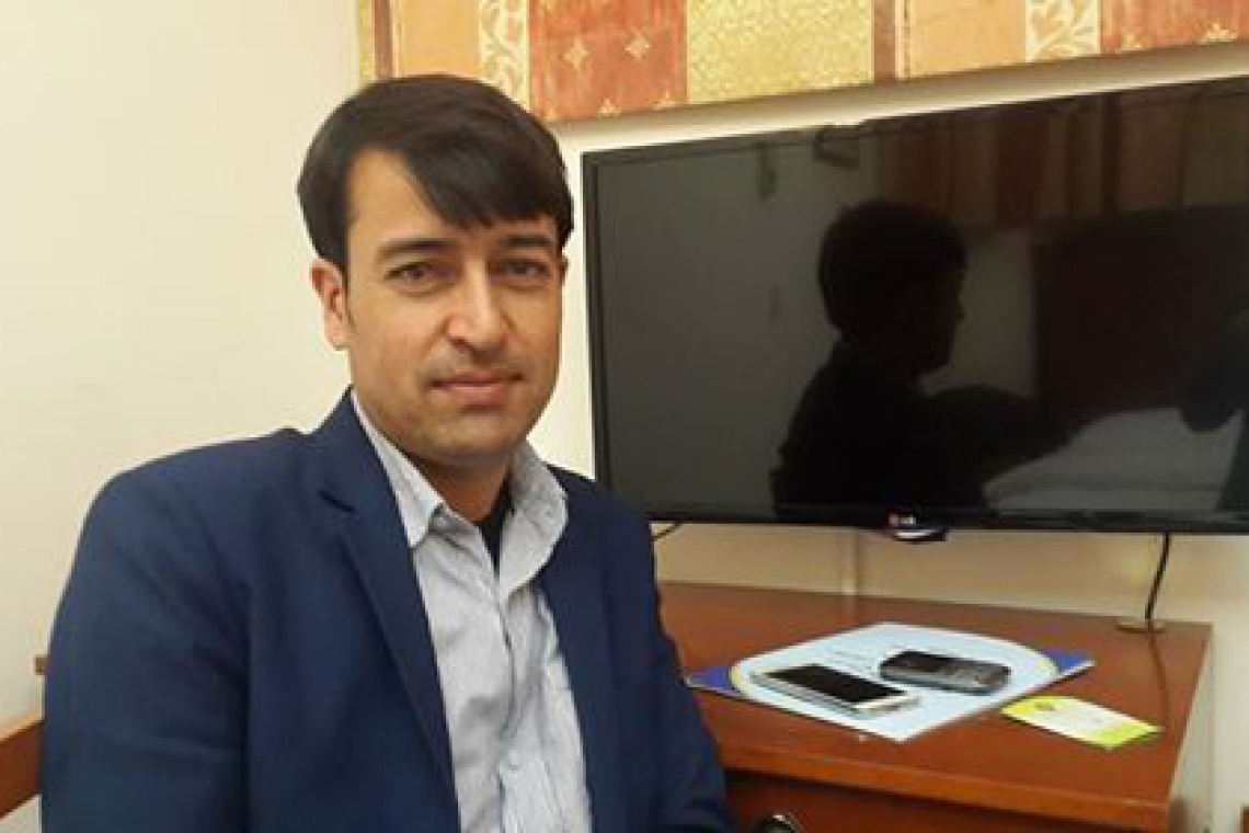 غور ولایت کې د خبریال وهل ډبول او لنډ وخت لپاره یې زنداني کول په خبریالانو د فشار ښکاره نښه او قانون څخه تېښته ده.